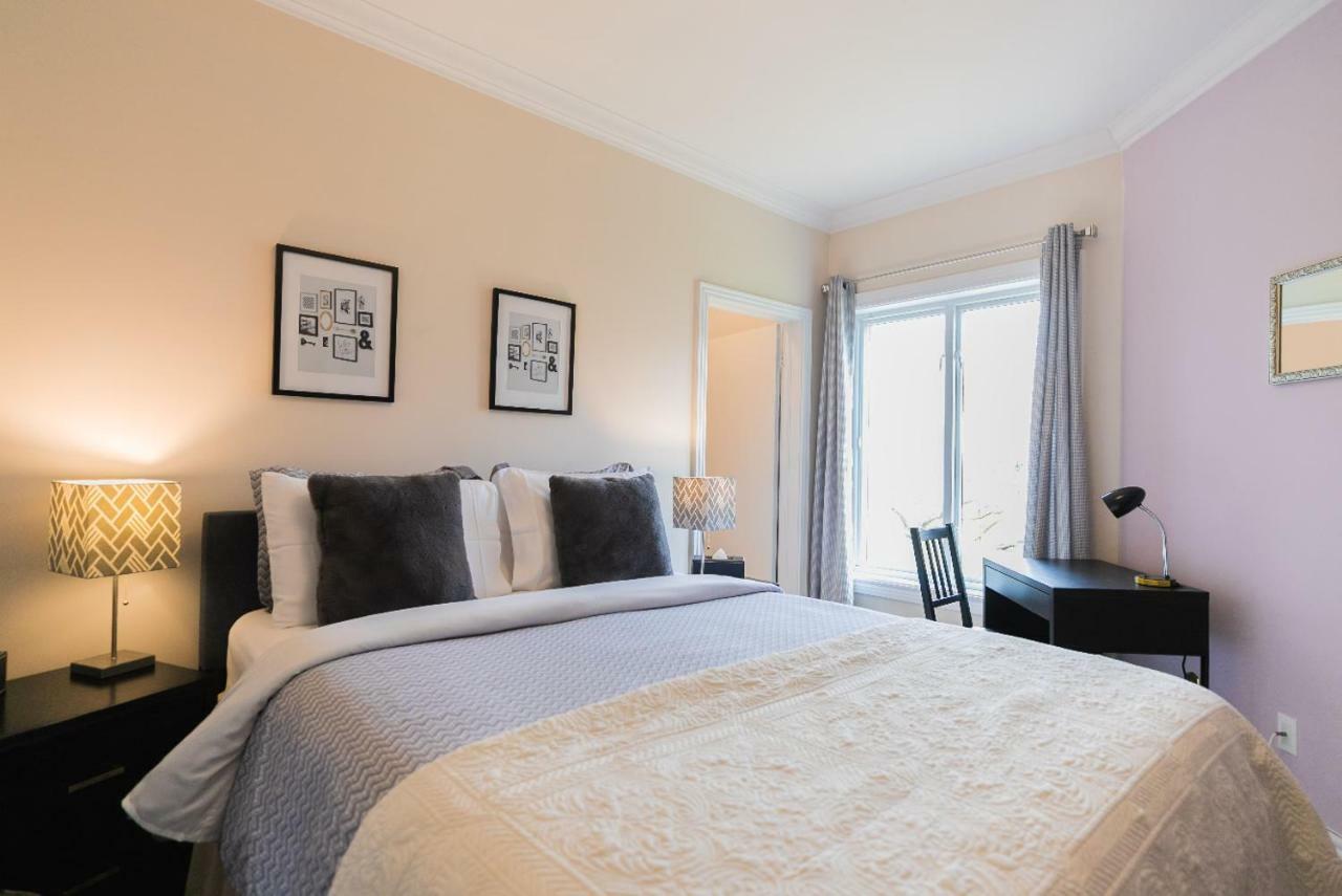 Newton Villa Brampton Exterior foto
